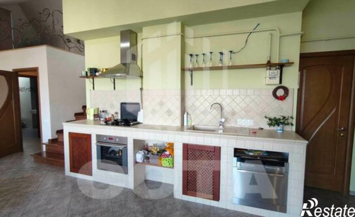 2-комн квартира ул Комиссаржевской, 15а,  д. 15а