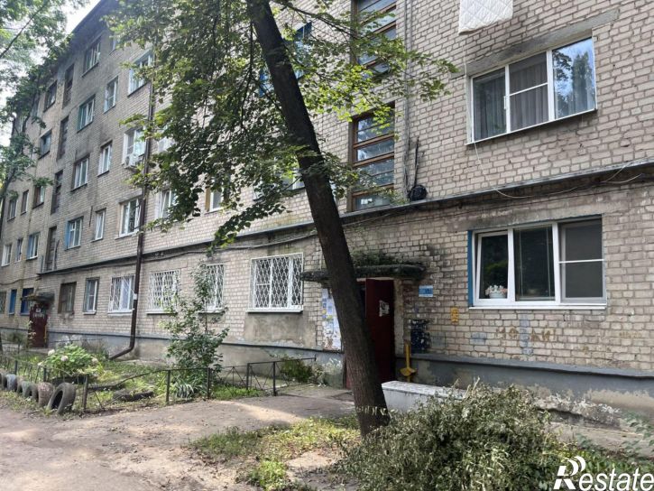Комната б-р Пионеров, 12,  д. 12