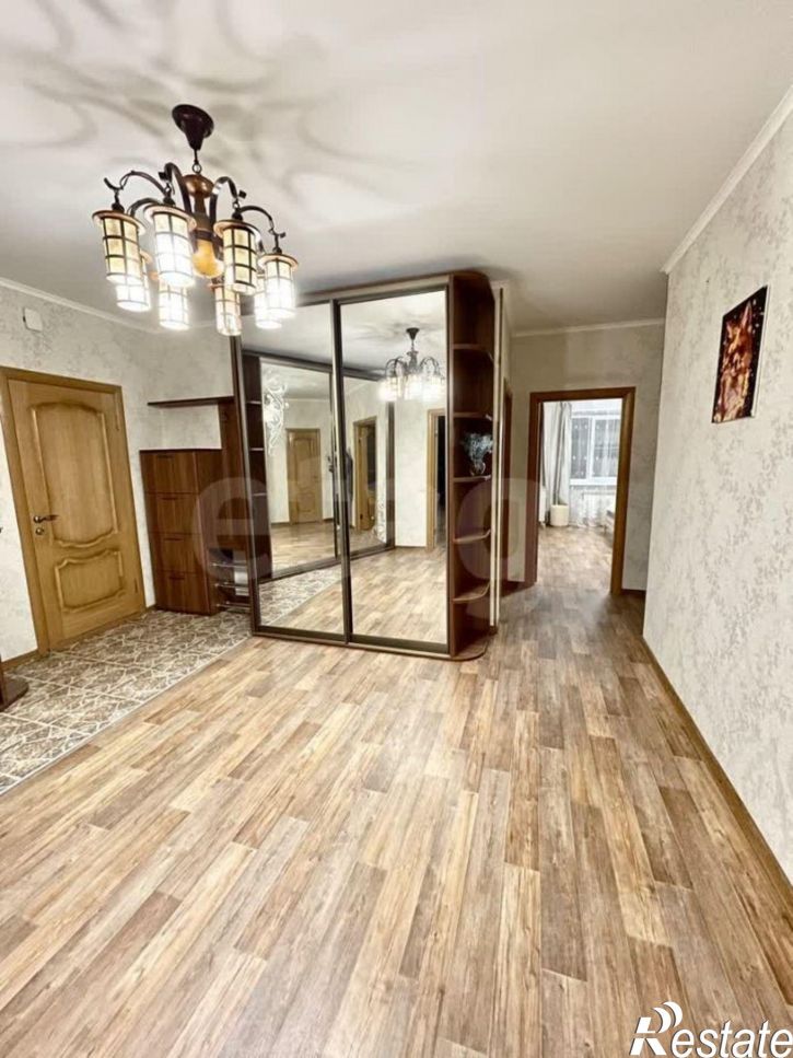 3-комн квартира Московский пр-кт, 112,  д. 112