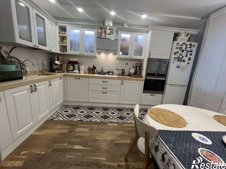 3-комн квартира Газовый пер, 15м,  д. 15м