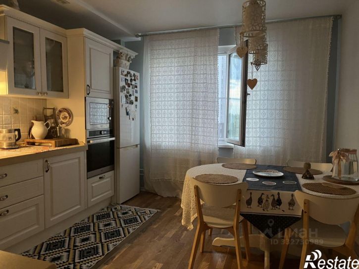 3-комн квартира Газовый пер, 15м,  д. 15м