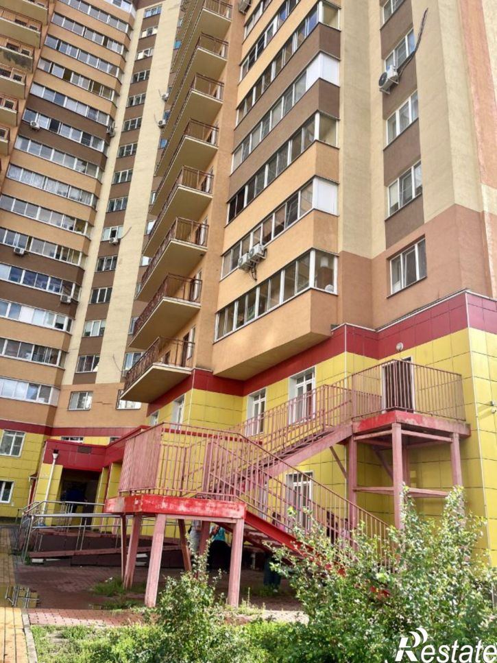 2-комн квартира ул 9 Января, 241/9,  д. 241/9