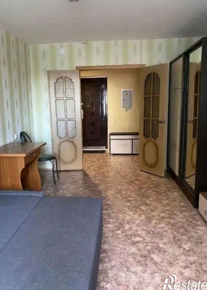 1-комн квартира ул 45 стрелковой дивизии, 247,  д. 247