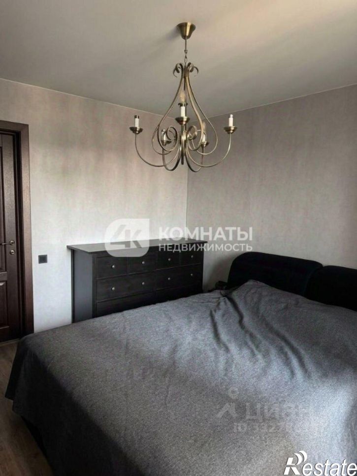3-комн квартира пр-кт Труда, 72,  д. 72