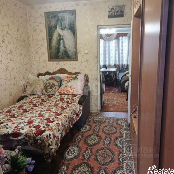4-комн квартира ул Хользунова, 84,  д. 84