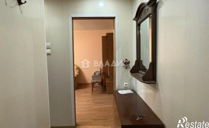 2-комн квартира ул Космонавта Комарова, 5,  д. 5