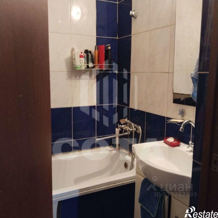 4-комн квартира ул Артамонова, 12а,  д. 12а