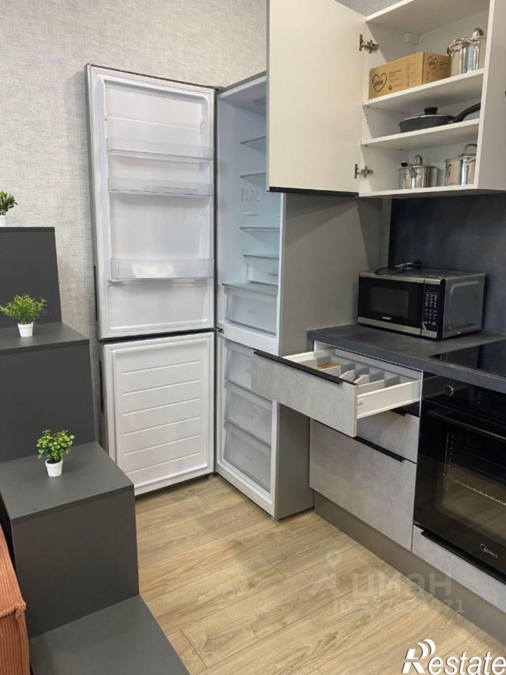 1-комн квартира пр-кт Труда, 93 2,  д. 93 2,  к. 2