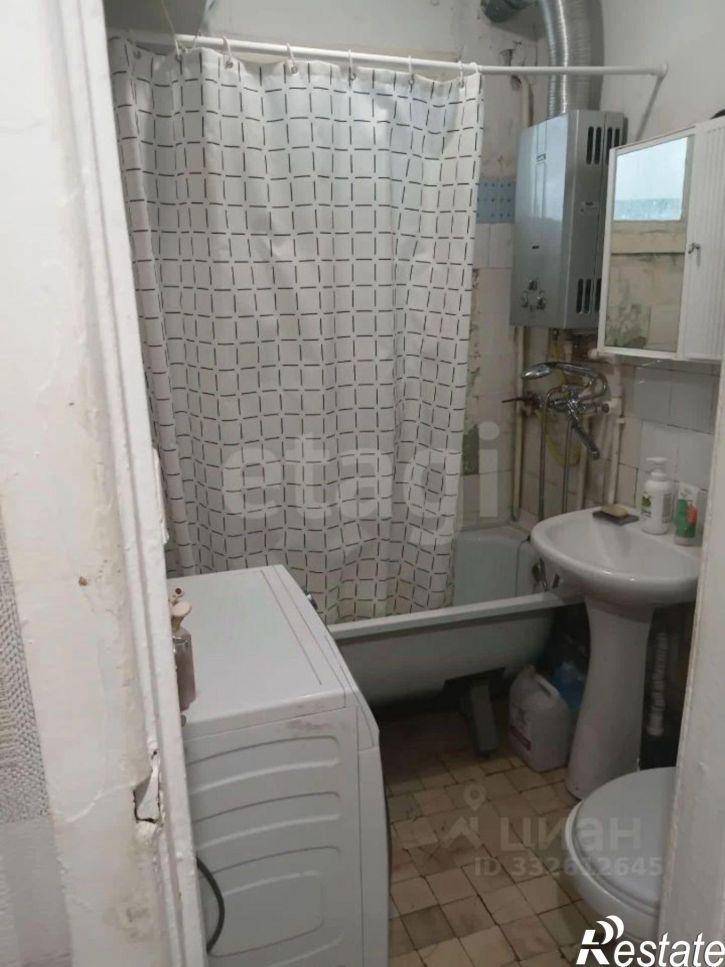3-комн квартира ул Меркулова, 4б,  д. 4б
