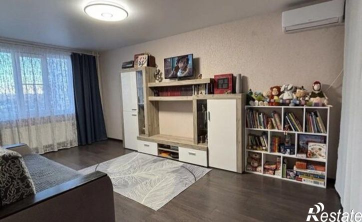 2-комн квартира ул 45 стрелковой дивизии, 259/15,  д. 259/15