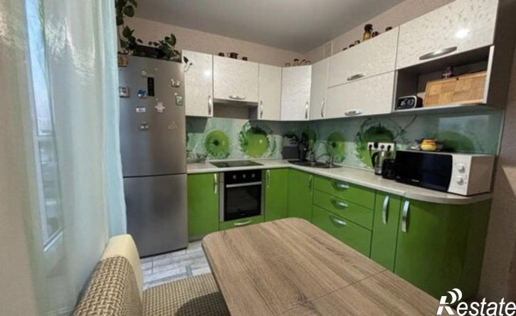 2-комн квартира ул 45 стрелковой дивизии, 259/15,  д. 259/15