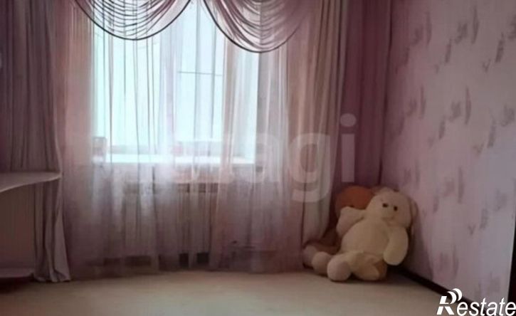 3-комн квартира ул Генерала Лизюкова, 8а,  д. 8а
