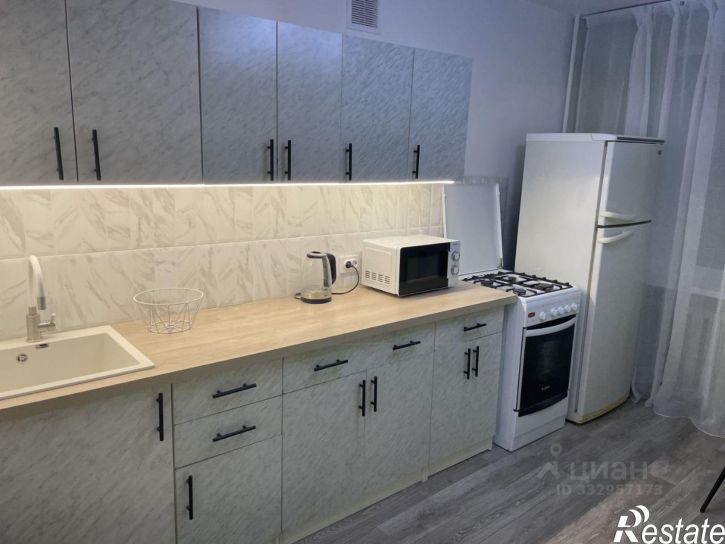 1-комн квартира пр-кт Труда, 8б,  д. 8б