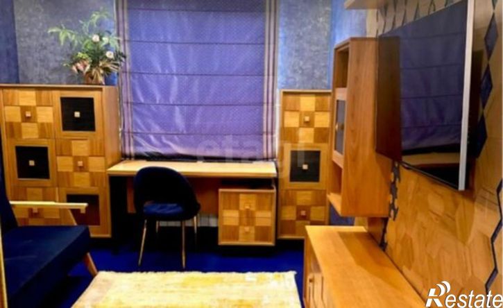 3-комн квартира б-р Победы, 42,  д. 42