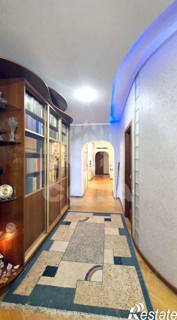 3-комн квартира ул Пятницкого, 15,  д. 15
