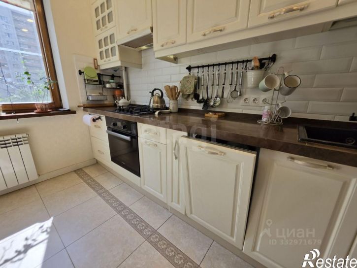 3-комн квартира наб Авиастроителей, 18,  д. 18