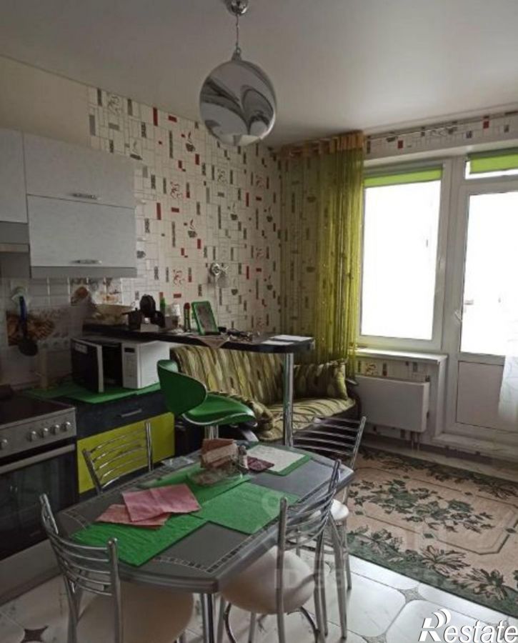 1-комн квартира пр-кт Революции, 9а,  д. 9а