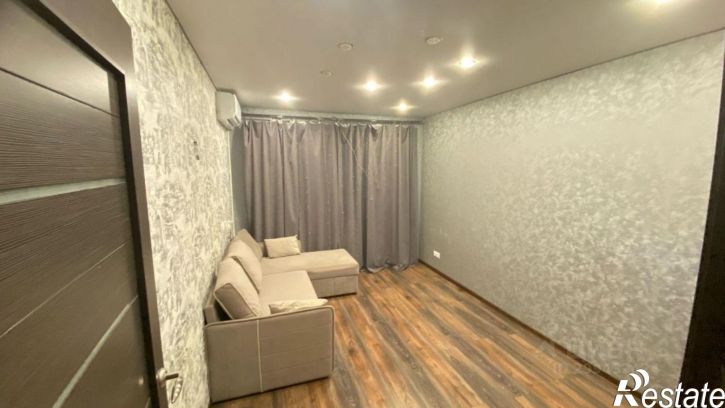 2-комн квартира ул 3 Интернационала, 1,  д. 1
