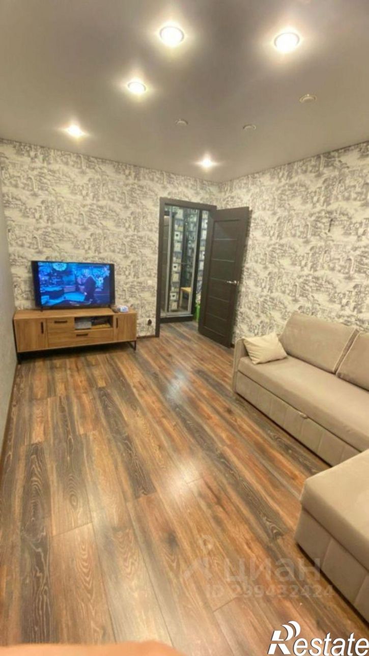 2-комн квартира ул 3 Интернационала, 1,  д. 1