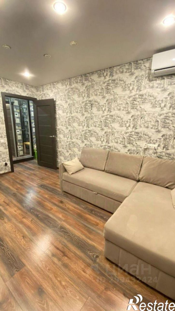 2-комн квартира ул 3 Интернационала, 1,  д. 1