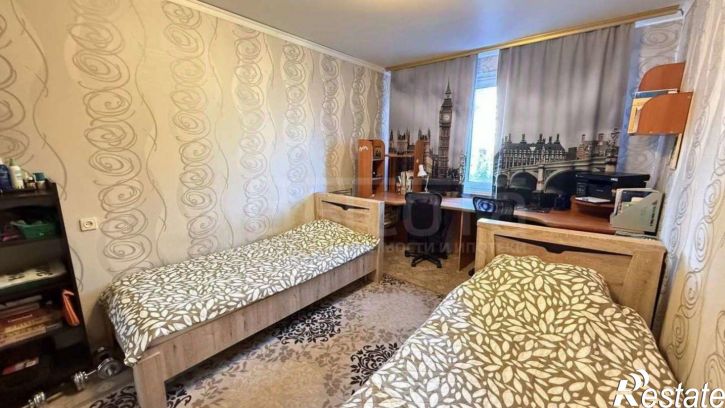 4-комн квартира ул Генерала Лизюкова, 83,  д. 83