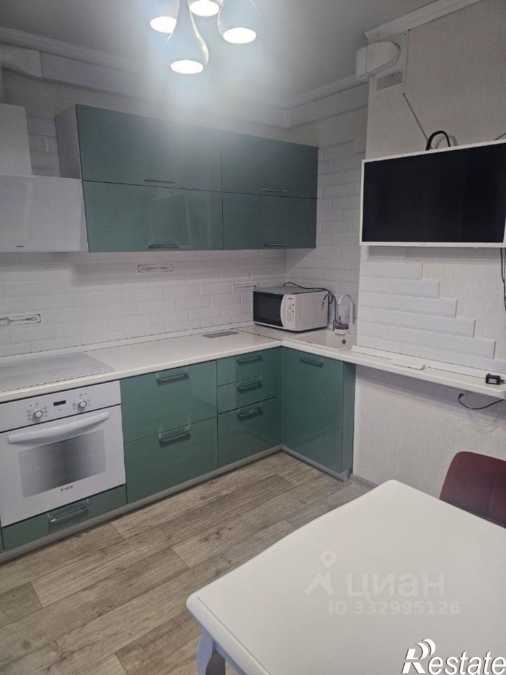 2-комн квартира ул 9 Января, 68 3,  д. 68 3,  к. 3