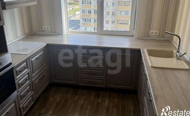 3-комн квартира ул Антонова-Овсеенко, 33б,  д. 33б
