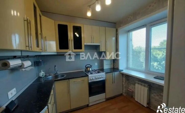 2-комн квартира ул Космонавтов, 18,  д. 18