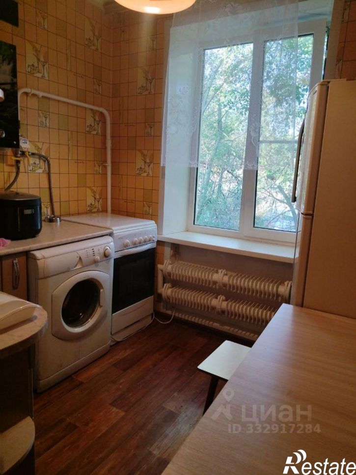 1-комн квартира ул 9 Января, 242,  д. 242