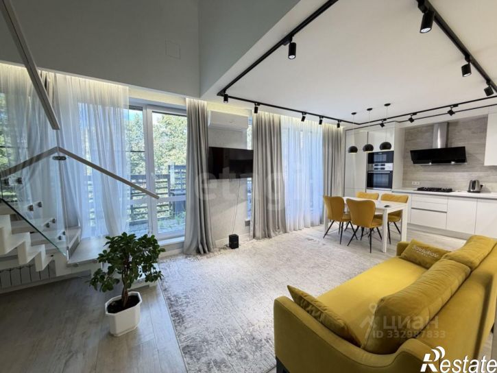 3-комн квартира ул Багряная, 16д,  д. 16д
