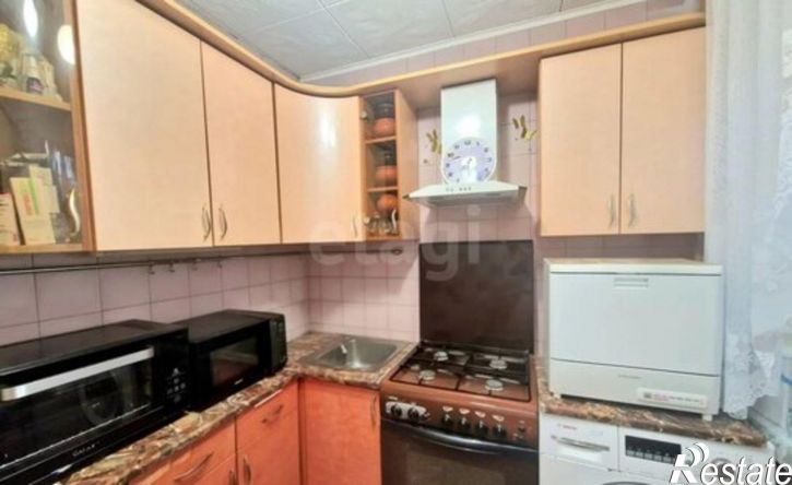 3-комн квартира ул Переверткина, 38,  д. 38