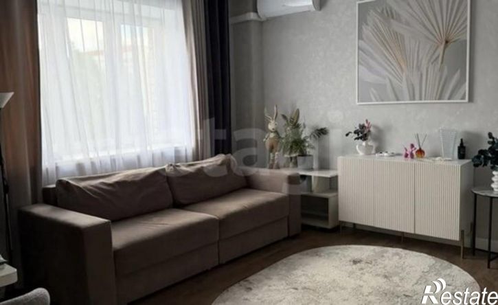 3-комн квартира ул Хользунова, 38/7,  д. 38/7