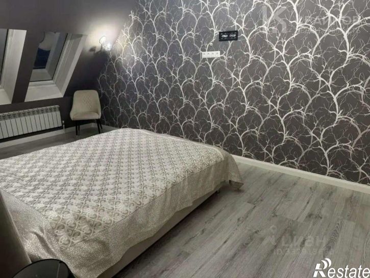 2-комн квартира ул Короленко, 5,  д. 5