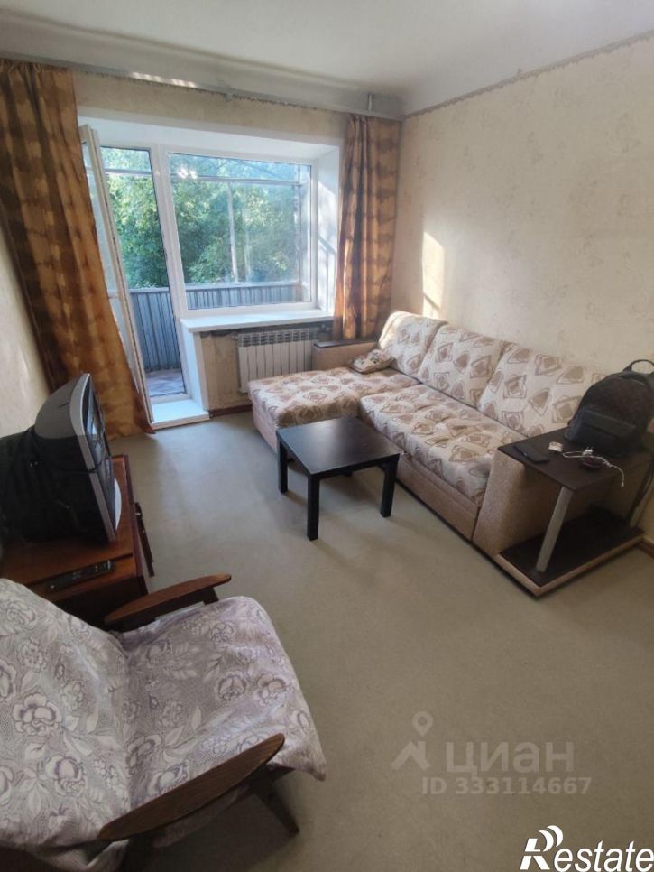 3-комн квартира б-р Пионеров, 20,  д. 20