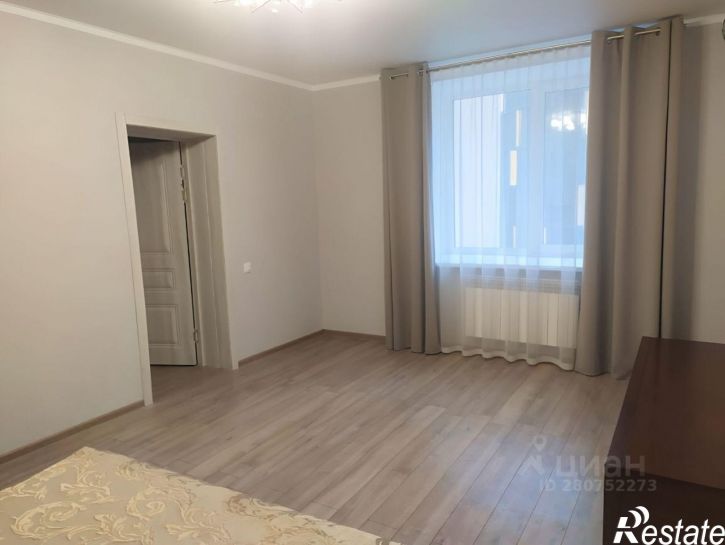 3-комн квартира ул Моисеева, 10,  д. 10