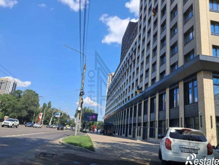 Торговое помещение ул Ворошилова, 1,  д. 1