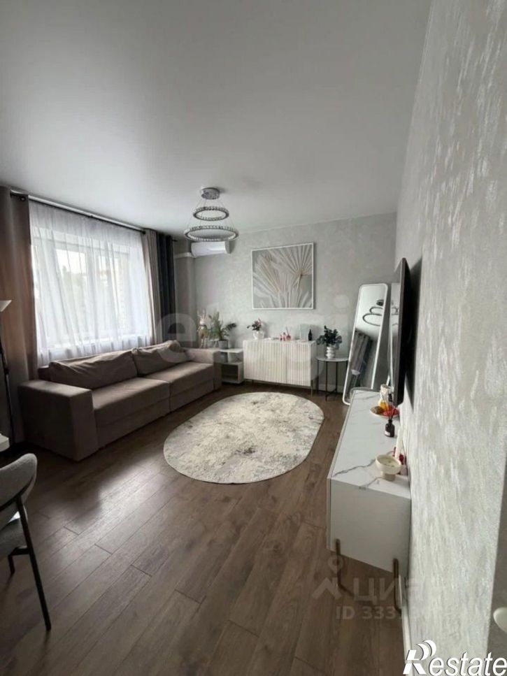 3-комн квартира ул Хользунова, 38/7,  д. 38/7