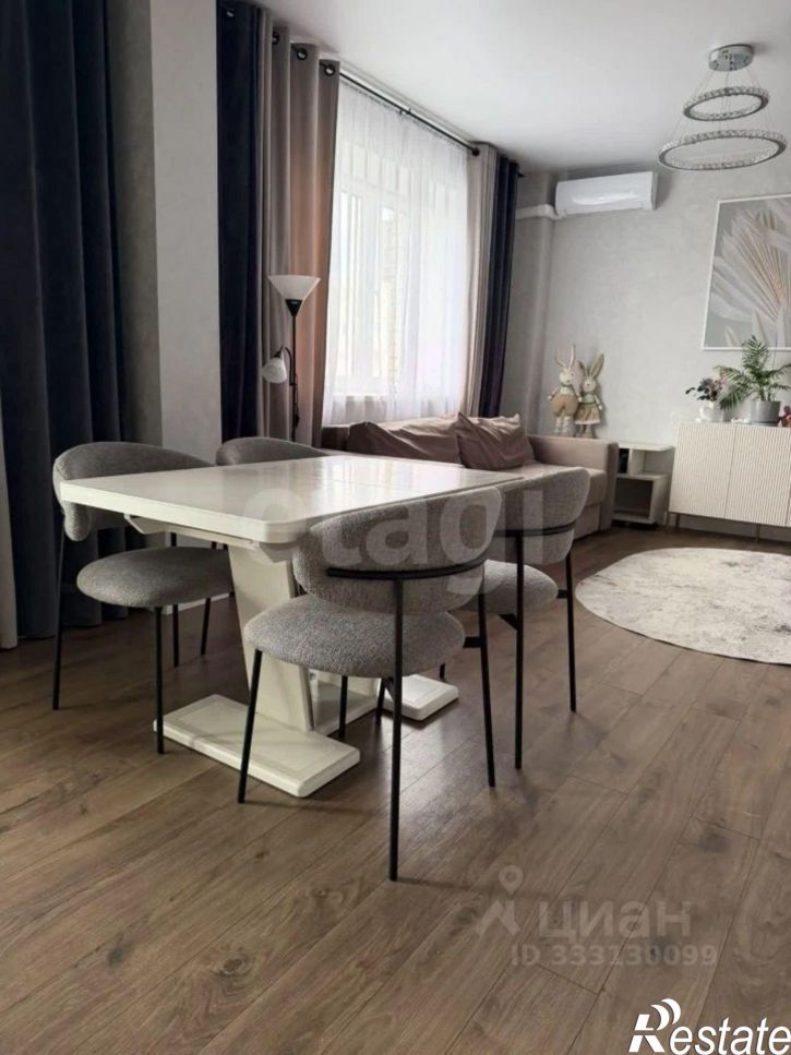 3-комн квартира ул Хользунова, 38/7,  д. 38/7