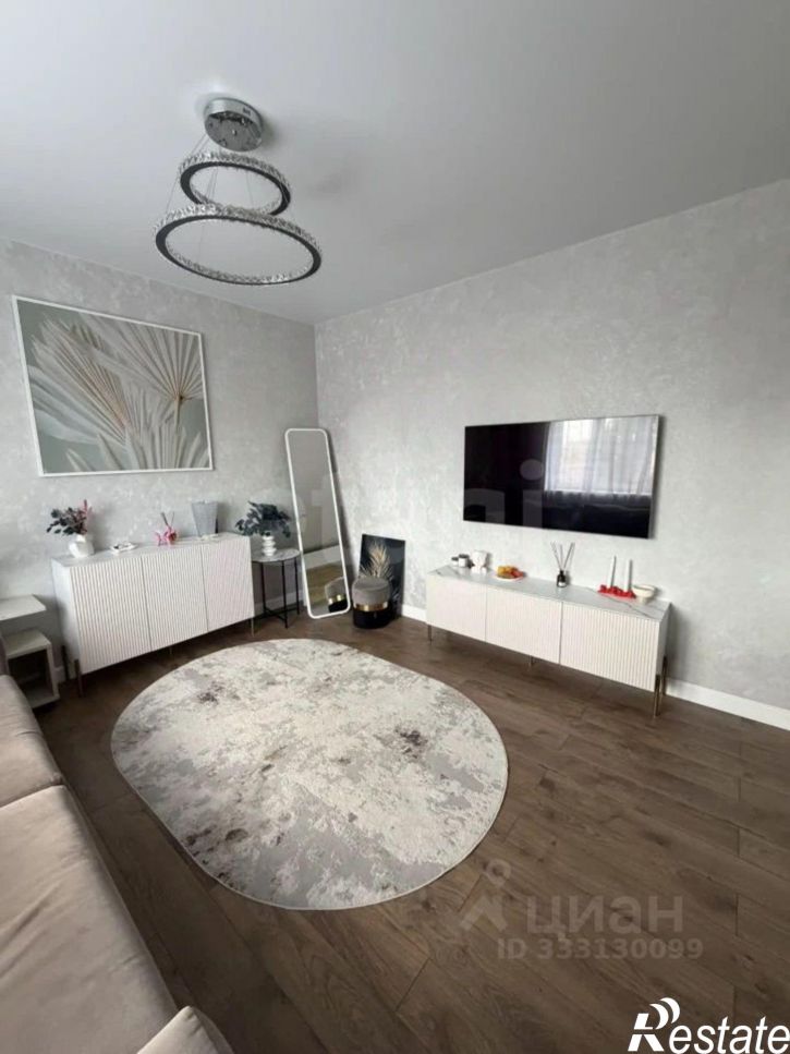 3-комн квартира ул Хользунова, 38/7,  д. 38/7