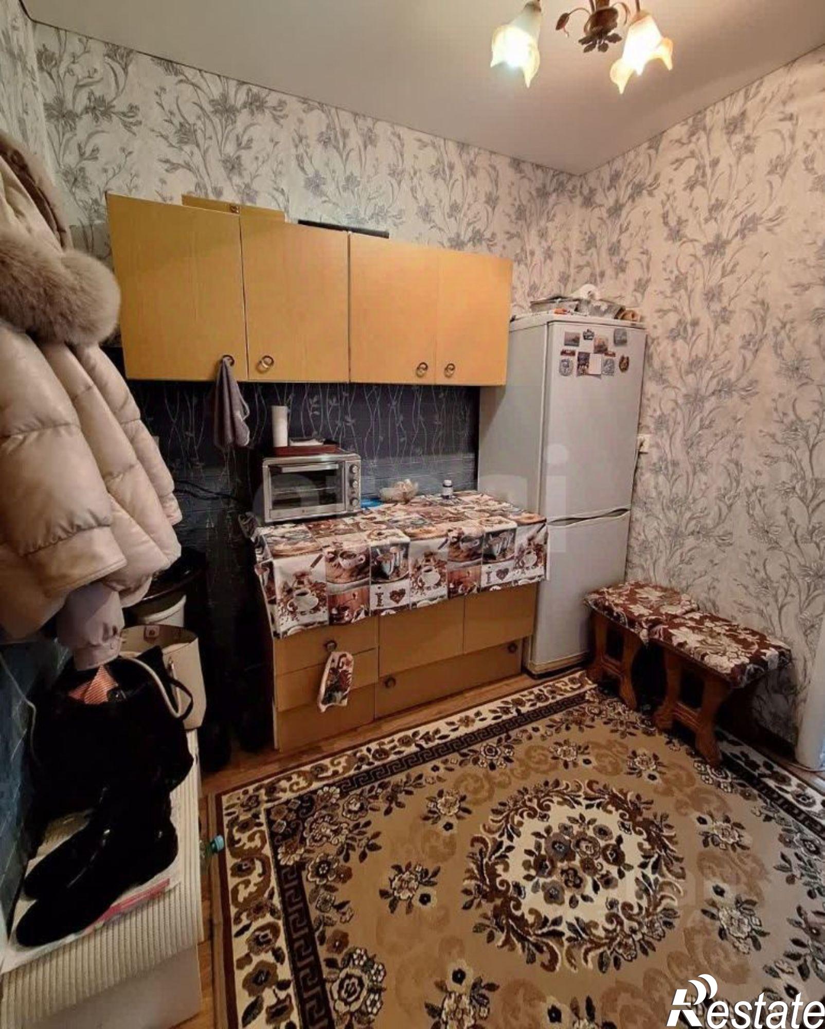Купить комнату за 2 100 000 рублей на ул Молодогвардейцев, 14