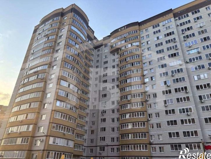 3-комн квартира Летчика Филипова улица, 8