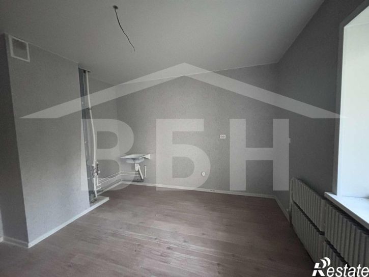 3-комн квартира Летчика Филипова улица, 8