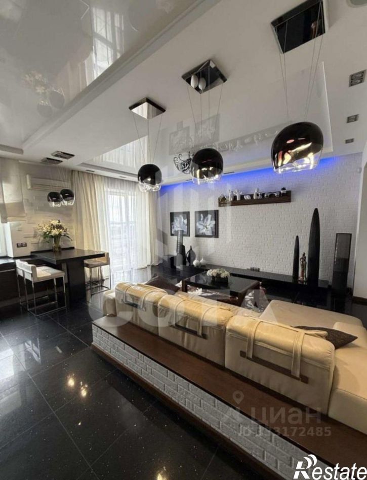 3-комн квартира ул Авиационная, 17,  д. 17