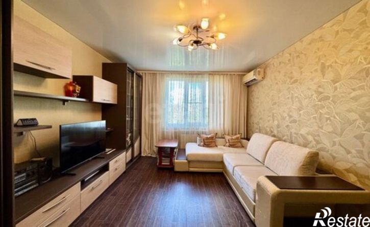3-комн квартира ул Хользунова, 54,  д. 54