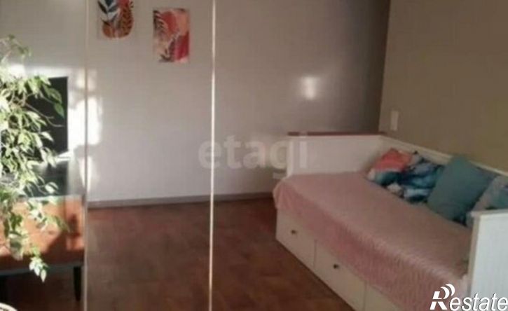 2-комн квартира ул Варейкиса, 73,  д. 73