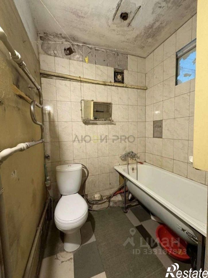 2-комн квартира ул Героев Стратосферы, 22,  д. 22