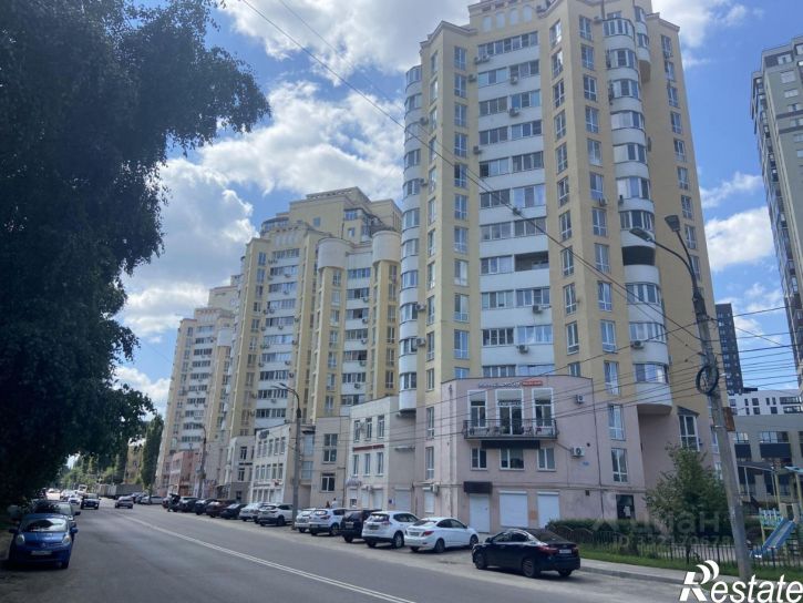 2-комн квартира ул Моисеева, 10,  д. 10