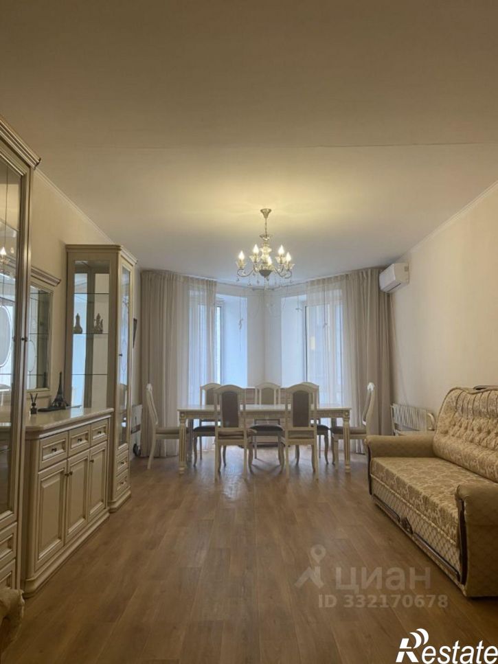 2-комн квартира ул Моисеева, 10,  д. 10
