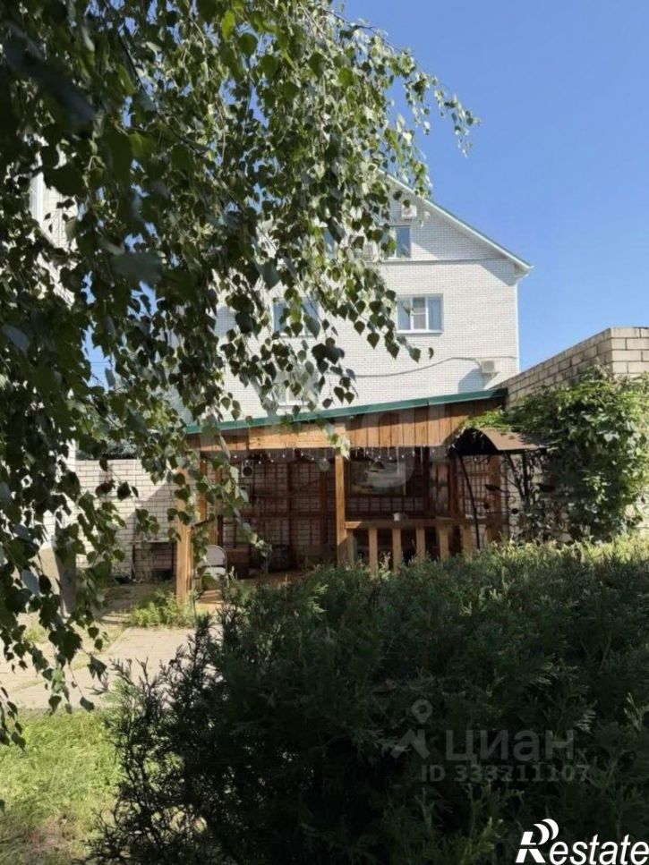 3-комн квартира Осетровский пер, 1,  д. 1