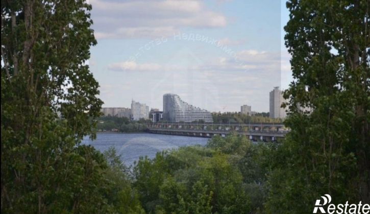 2-комн квартира Максима Горького наб, 49а